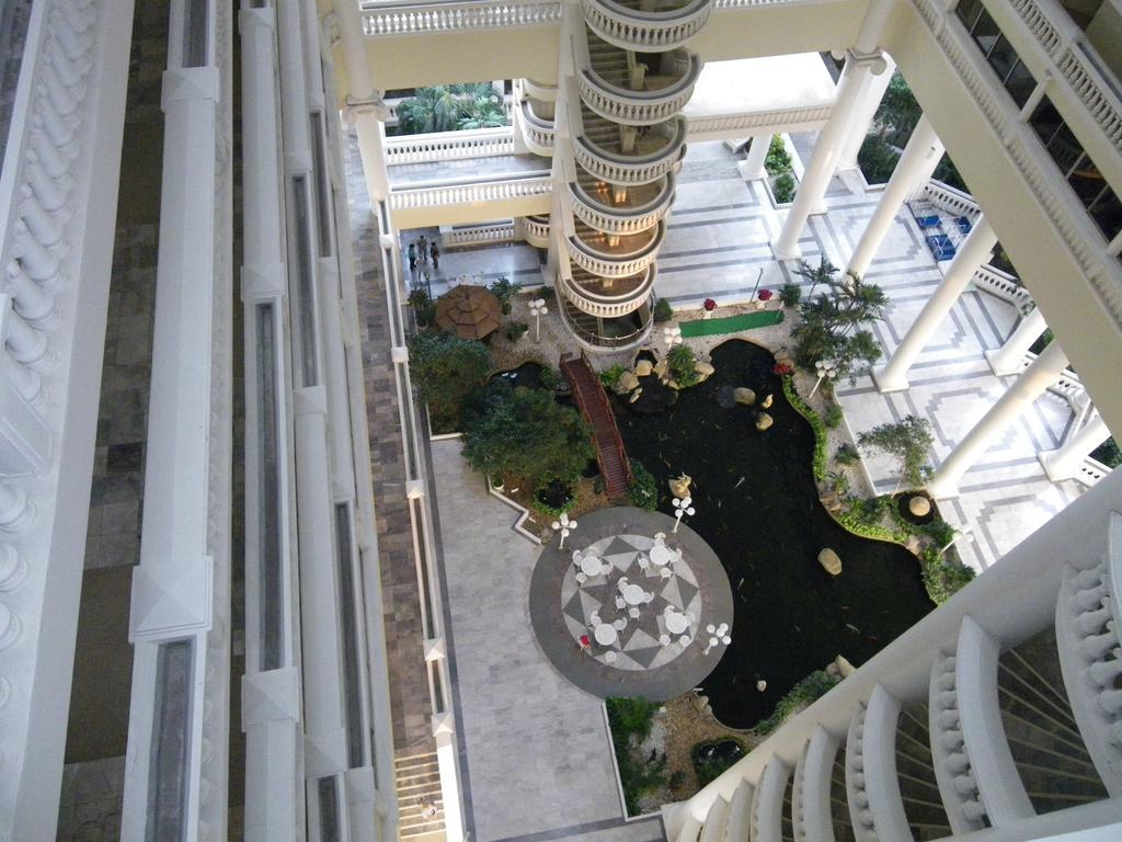 Sky Beach Apartment Pattaya ภายนอก รูปภาพ