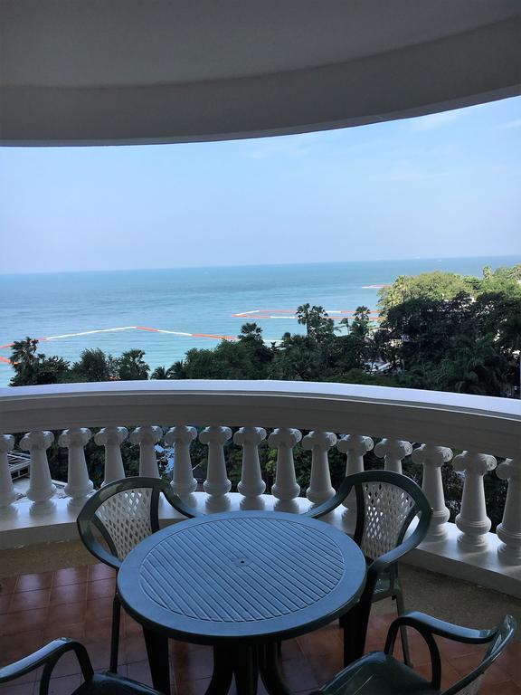 Sky Beach Apartment Pattaya ภายนอก รูปภาพ